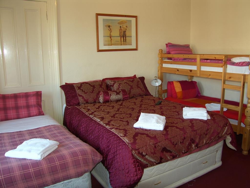 Regis Guest House Эдинбург Номер фото