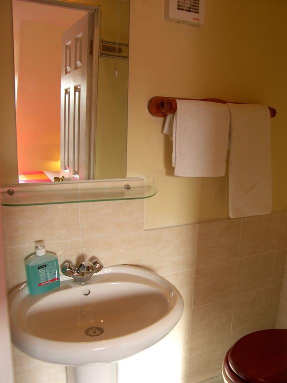 Regis Guest House Эдинбург Номер фото
